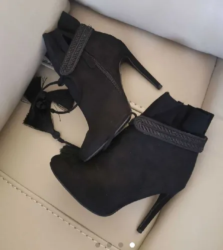 Black Funky Winter Boot