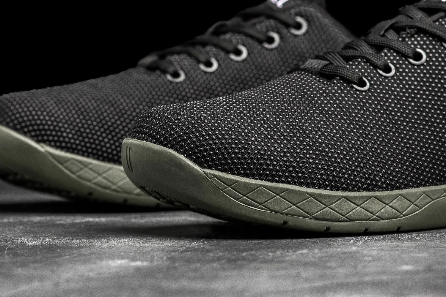 BLACK IVY TRAINER (WOMEN'S)