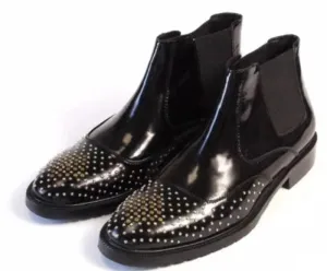 Classic Leather Chelsea Boots