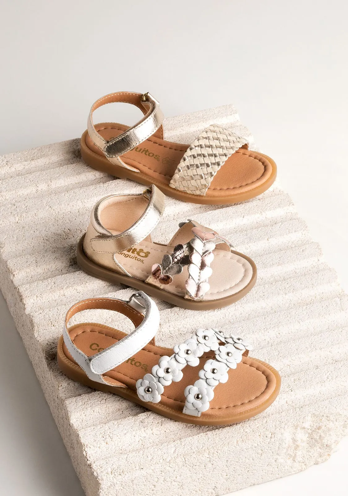 Girl's White Flowers Sandals Napa