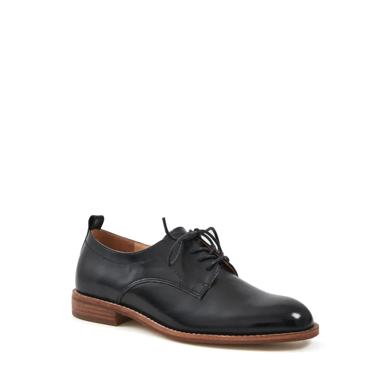 Maureen Classic Derby in Cow Leather