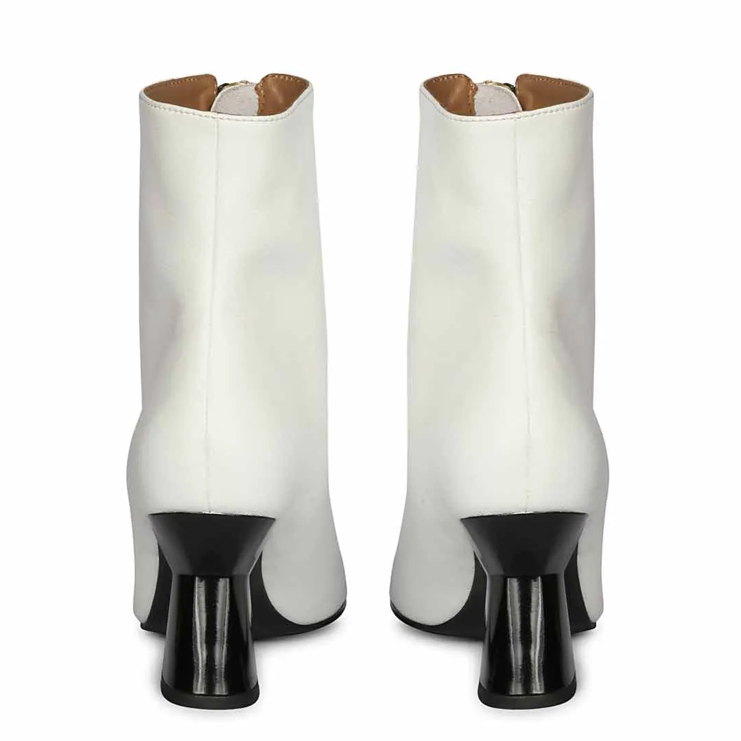 Saint Rose White Leather Front Zipper Pointed Toe Heel Boots