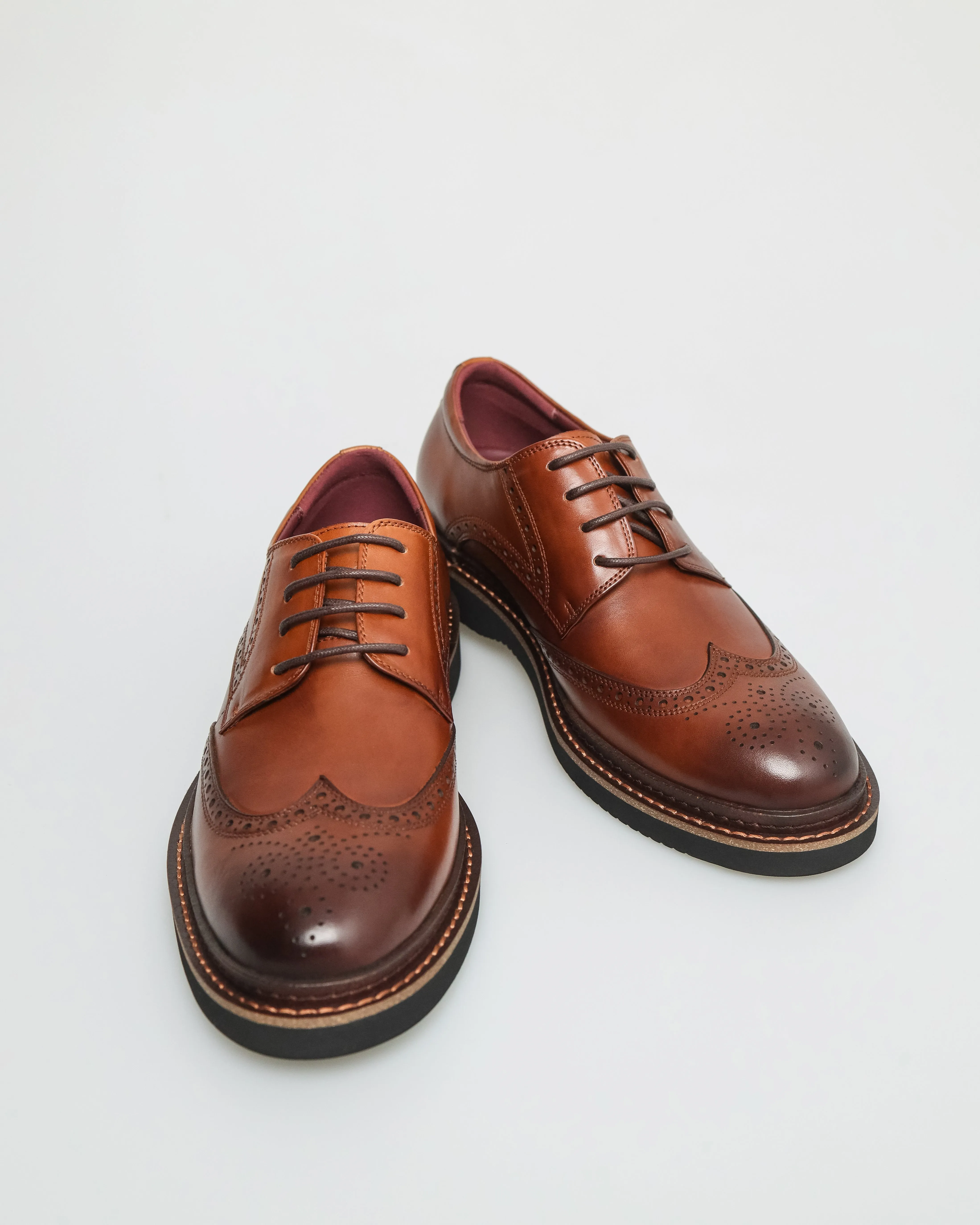 Tomaz HF078 Men's Classic Perforated Derby